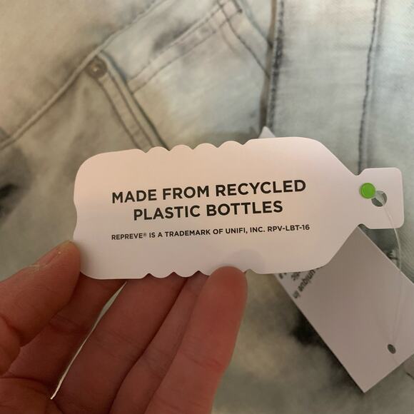 Logo Lori Goldstein NWT Gray Gravel Cloud Wash Skinny Jeans - Picture 11 of 12